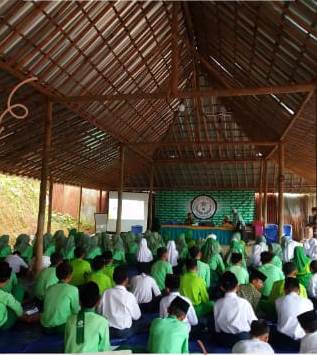 KUA Punggelan Luncurkan Inovasi BRUSH di MTs Cokroaminoto Tanjungtirta: Langkah Awal Menuju Pencegahan Kenakalan Remaja dan Pernikahan Dini
