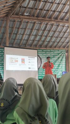 MASCOT PERSIAPKAN MUBALIGHUL ISLAM CAKAP BERLITERASI DIGITAL
